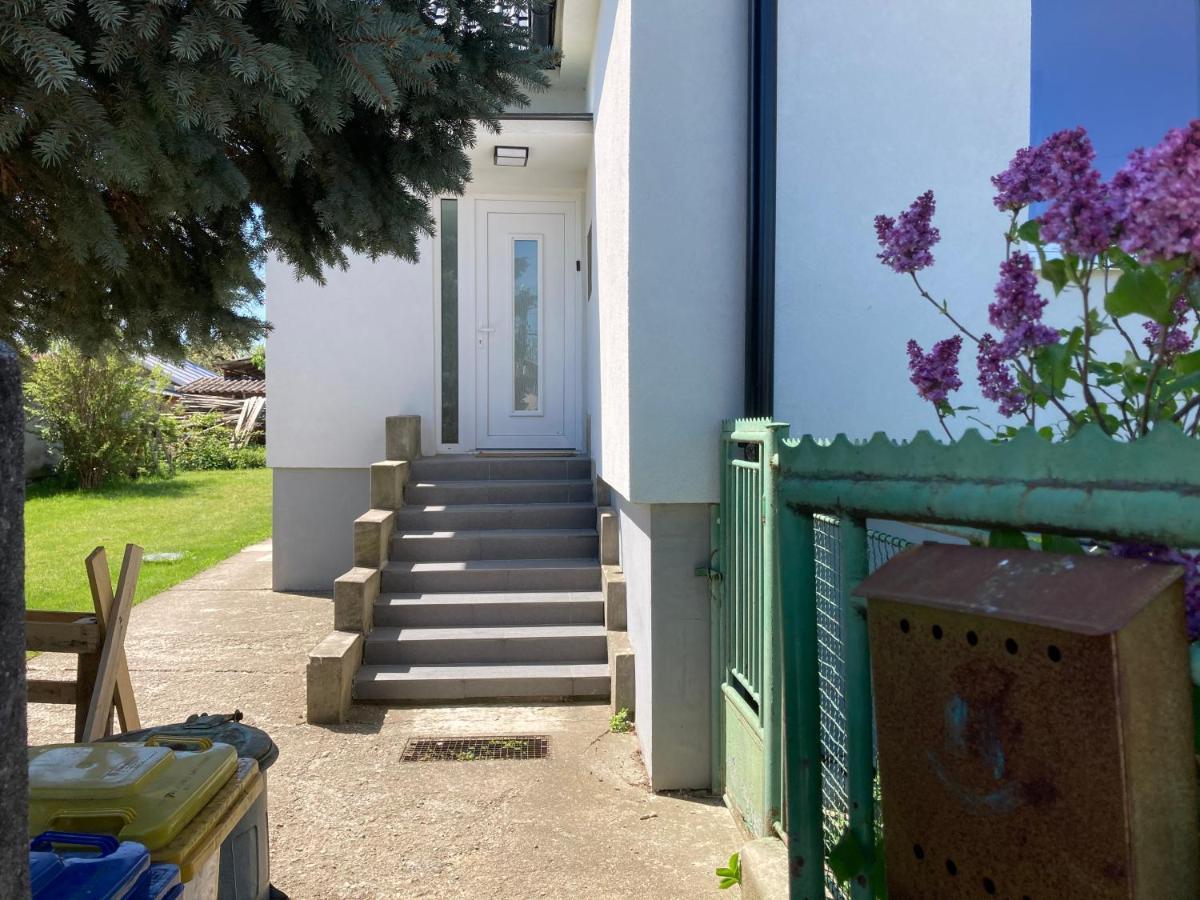 Appartamento Jelenec House Esterno foto